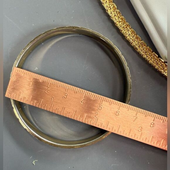 Pair of Gorgeous Monet Gold Bracelets one braided with clasp plus classic bangle - Picture 7 of 9